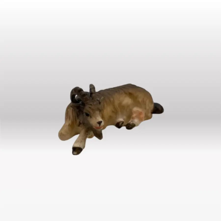 Ziege liegend von Heimatkrippe-1